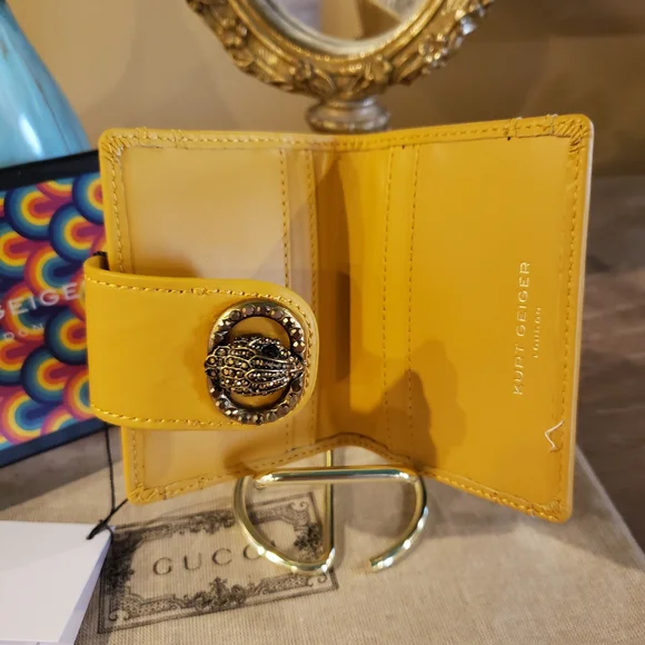 Kurt Geiger Yellow Leather Card Holder w/ Gold Eagle Emblem NIB! - Picture 5 of 8